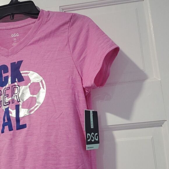 DICKKS Sporting goods Soccer ⚽️ tee shirt 👕 in time for back to school - Picture 3 of 5